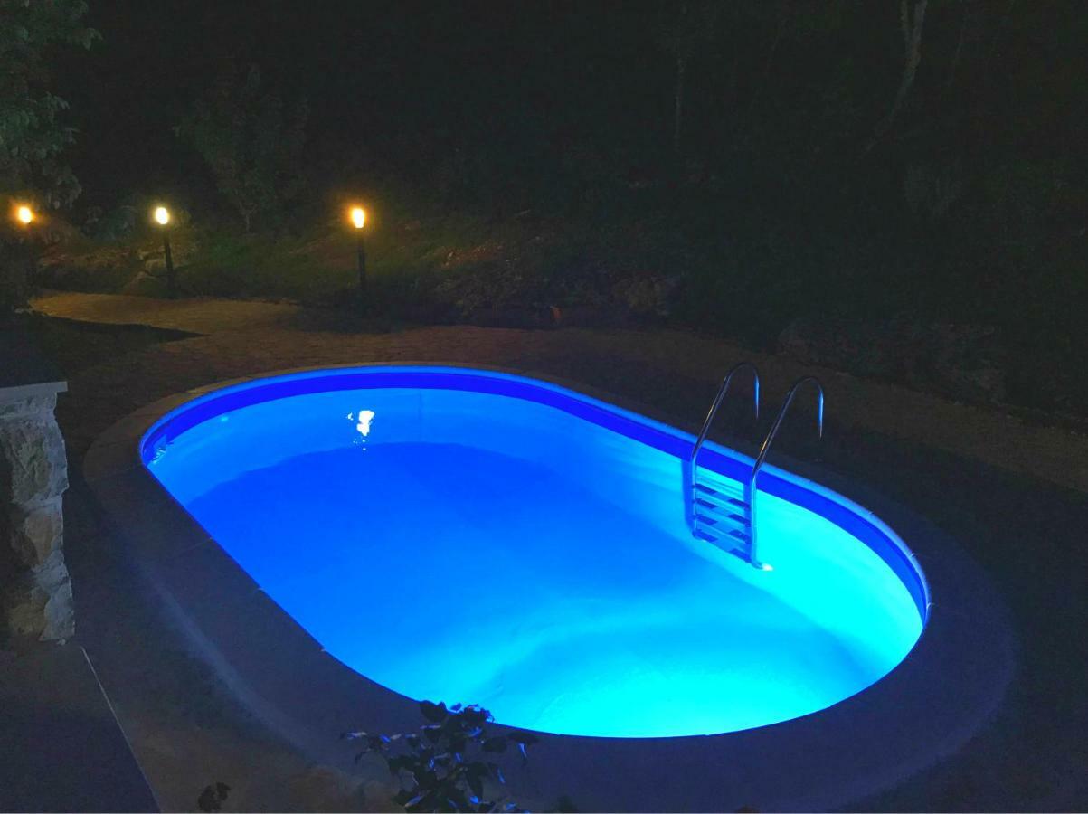 Roč Holiday Home Deni מראה חיצוני תמונה